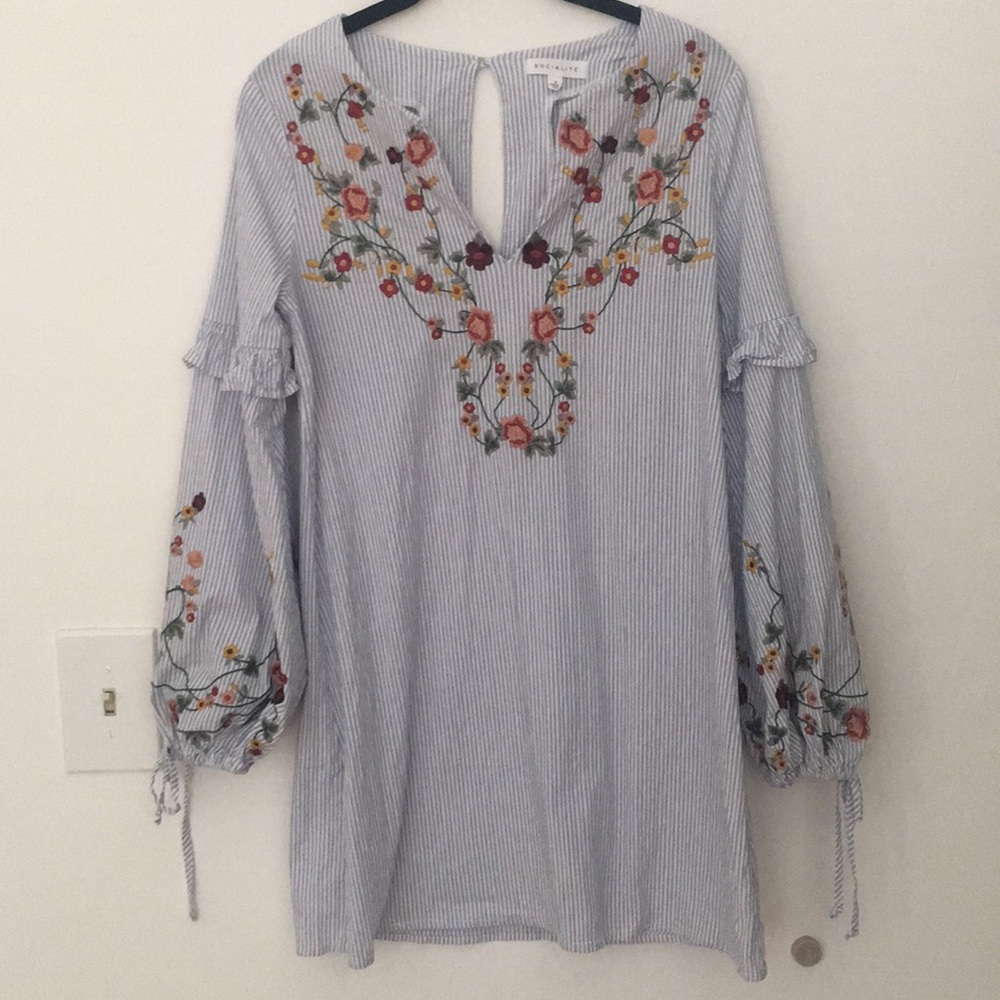 Socialite 🌺 Boho Dress 🌺Sold at Nordstrom Sz Sml